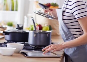 5 Easy Tips for Becoming a Better Cook