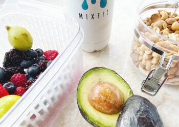 Discovering Nutritional Gaps with Mixfit