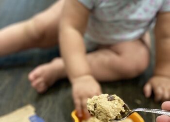 Maple+Raisin Protein-Packed Oatmeal Bites