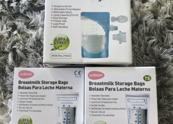 Unimom Review: Breastmilk Storage Bags
