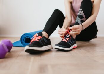 how to dress up athleisure wear