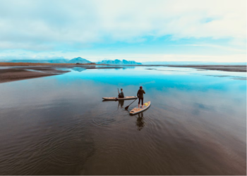 reasons to try standup paddleboarding