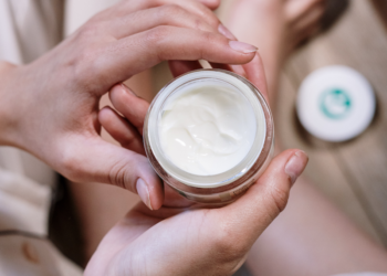 how to choose best sports cream
